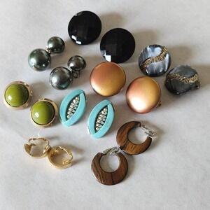 Vtg Clip On Earring Lot 8 Pairs Celebrity Wood Faux Pearl Retro Mixed 70s 80s